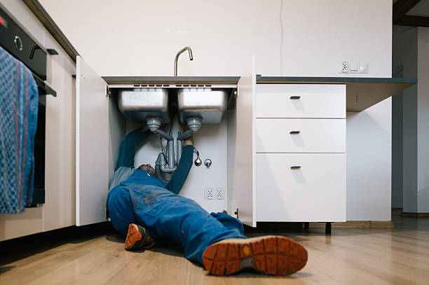 Professional Leak Detection technician working in West Jefferson, NC